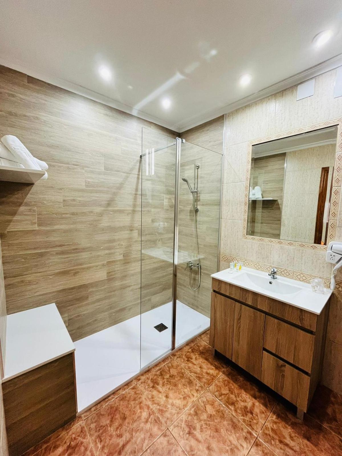 Hotel Salvador Bailén Kültér fotó