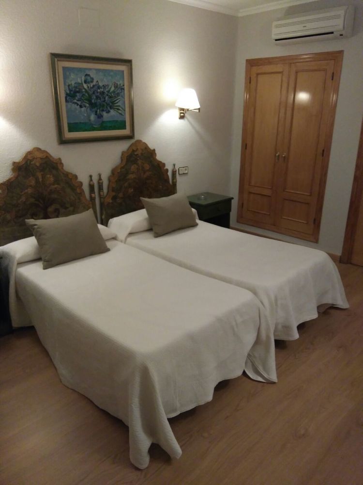 Hotel Salvador Bailén Kültér fotó