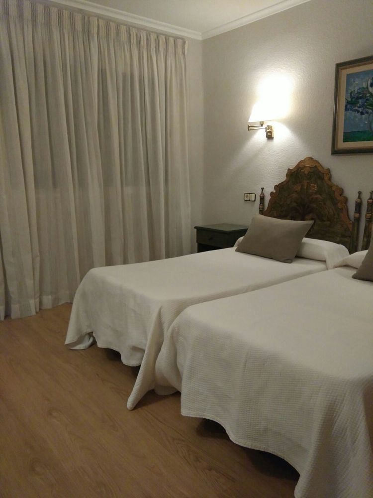 Hotel Salvador Bailén Kültér fotó