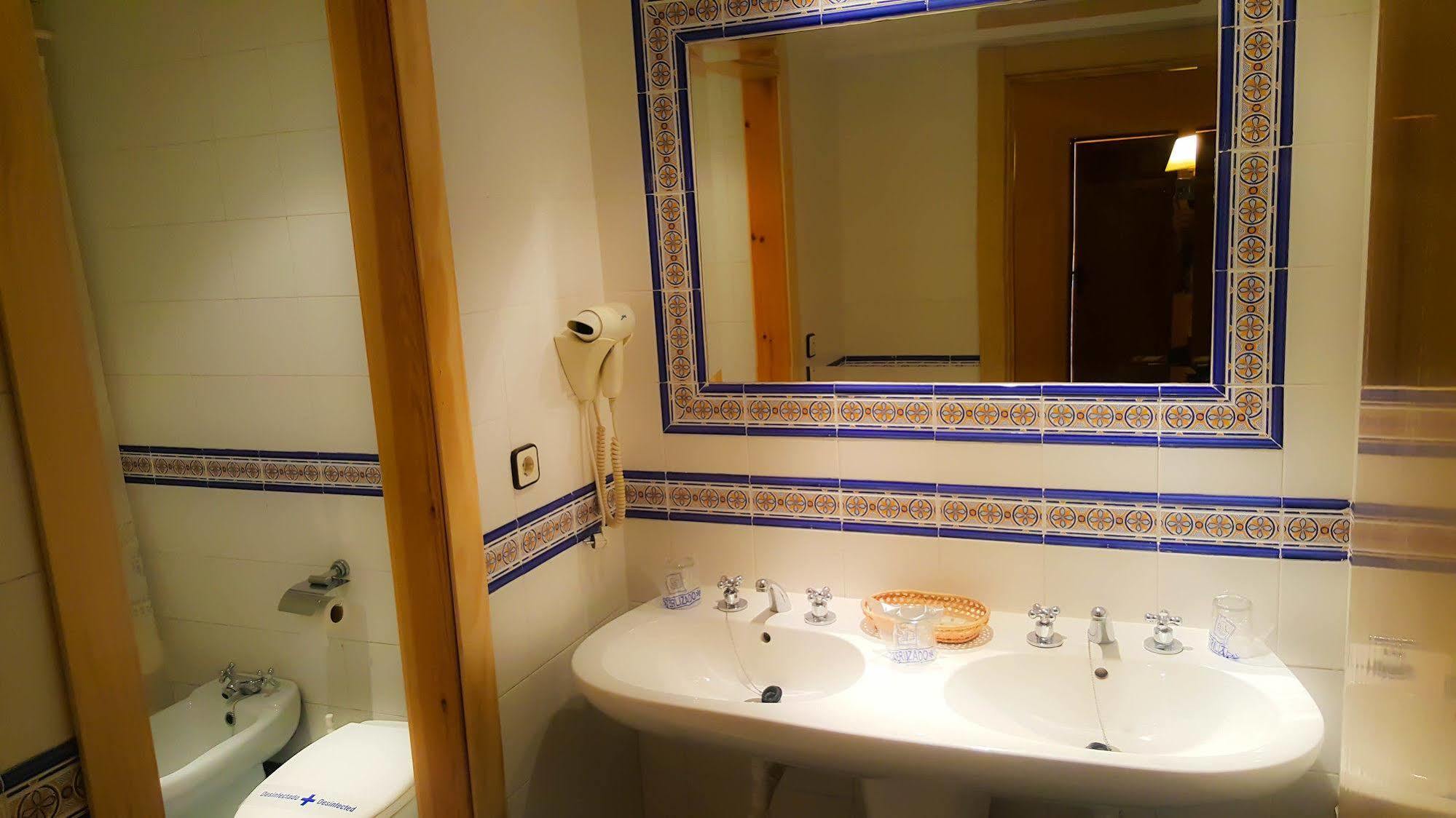 Hotel Salvador Bailén Kültér fotó